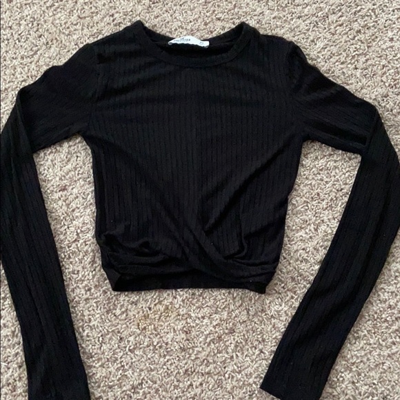 hollister black crop top